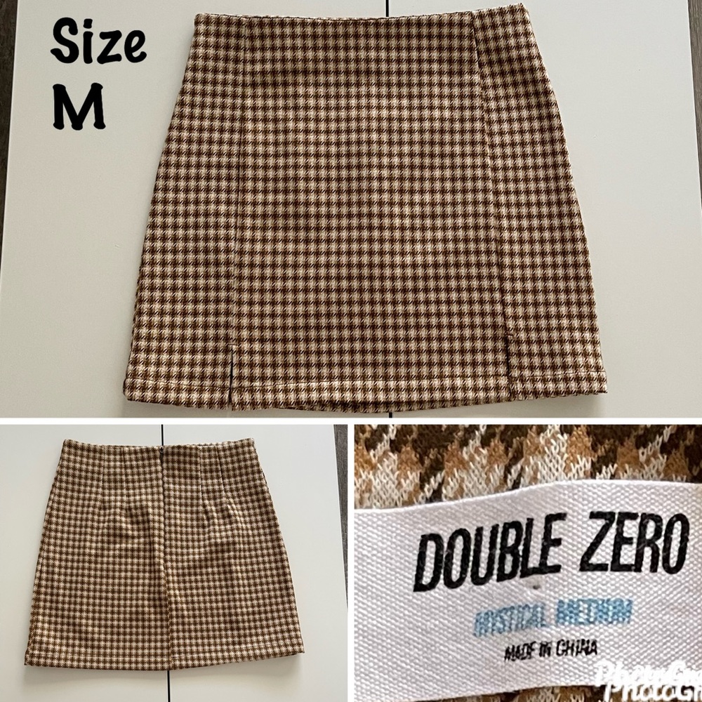 🖤Boutique beautiful 15” skirt. Size Medium. NWOT